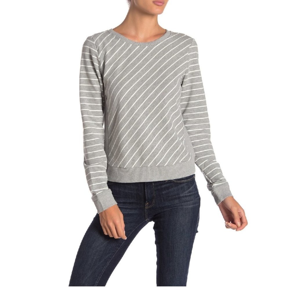 🎁 CODEXMODE Striped Open Back Sweater